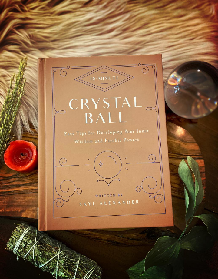 10 Minute Crystal Ball