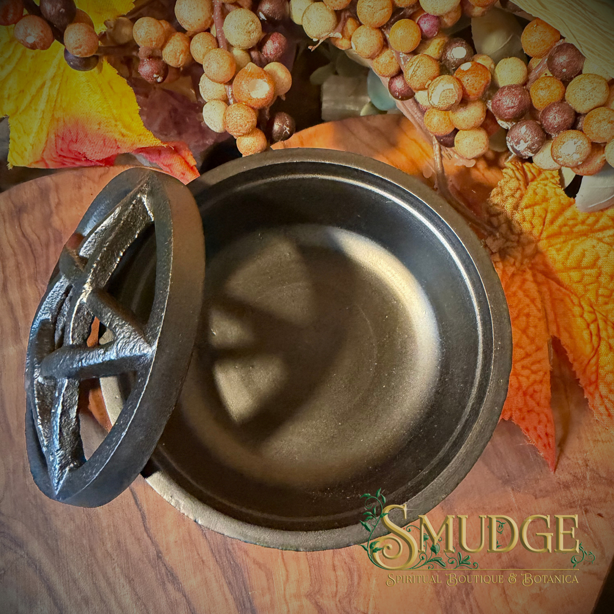 Cast Iron Cauldron - Pentacle Lid 3.25"