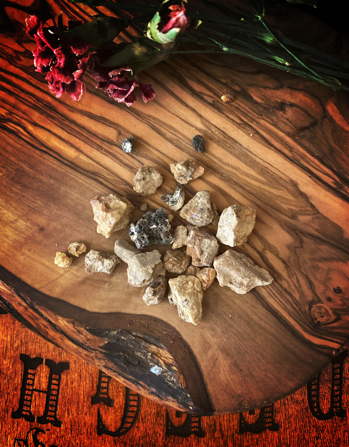 Black Mayan Copal Resin Incense 1 oz