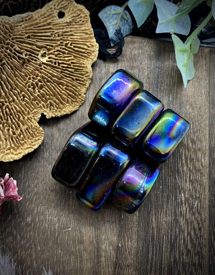 Magnetic Rainbow Hematite