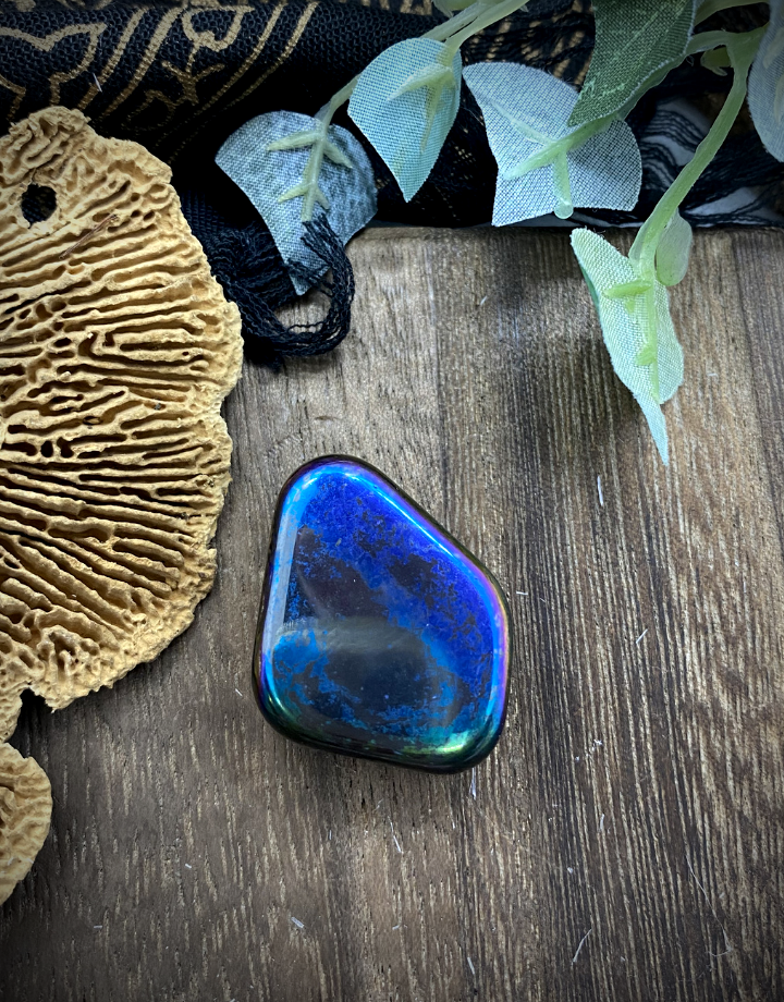 Magnetic Rainbow Hematite