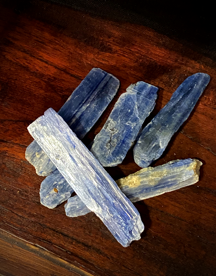 Blue Kyanite Blade