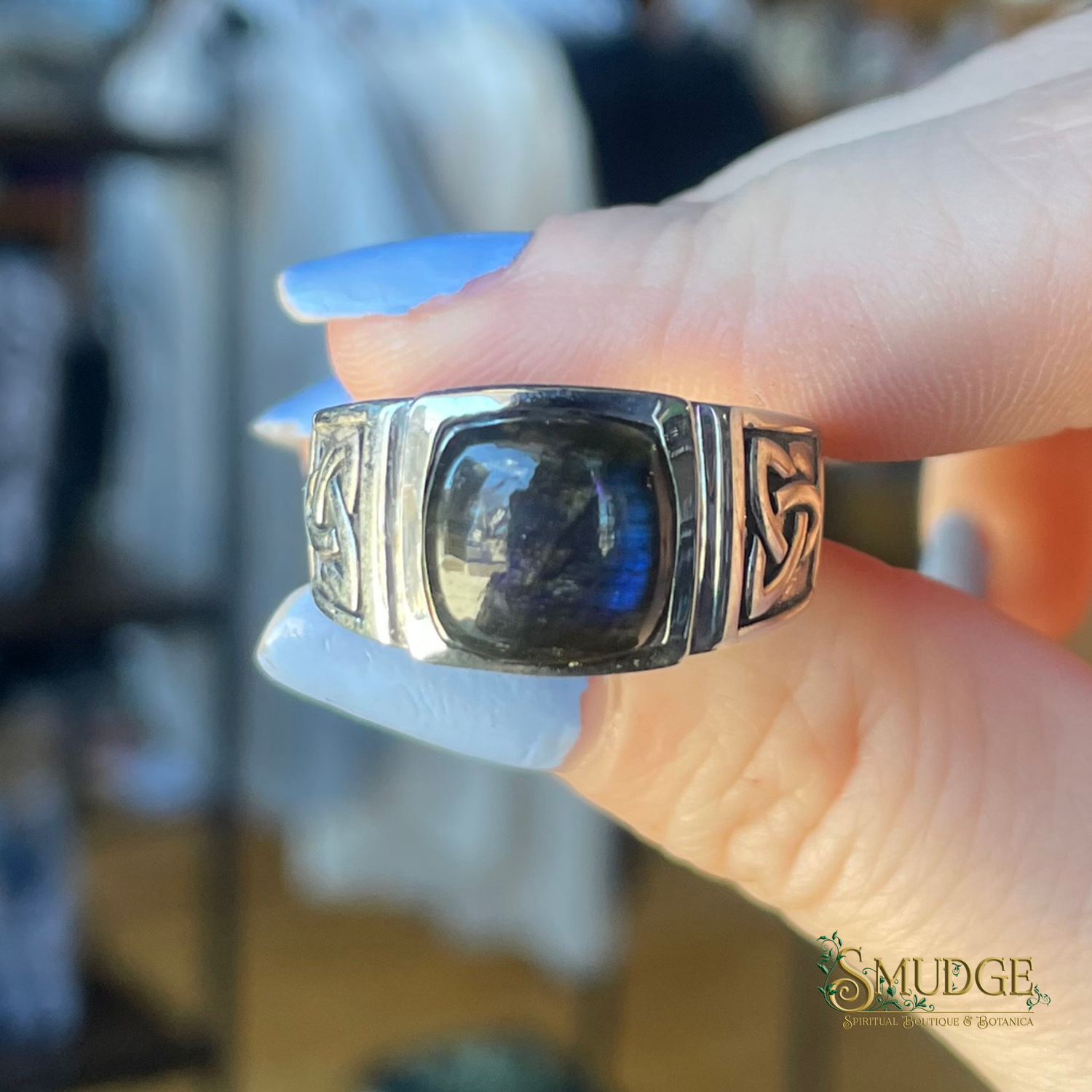 Labradorite Triquetra Men's Ring (size 10)