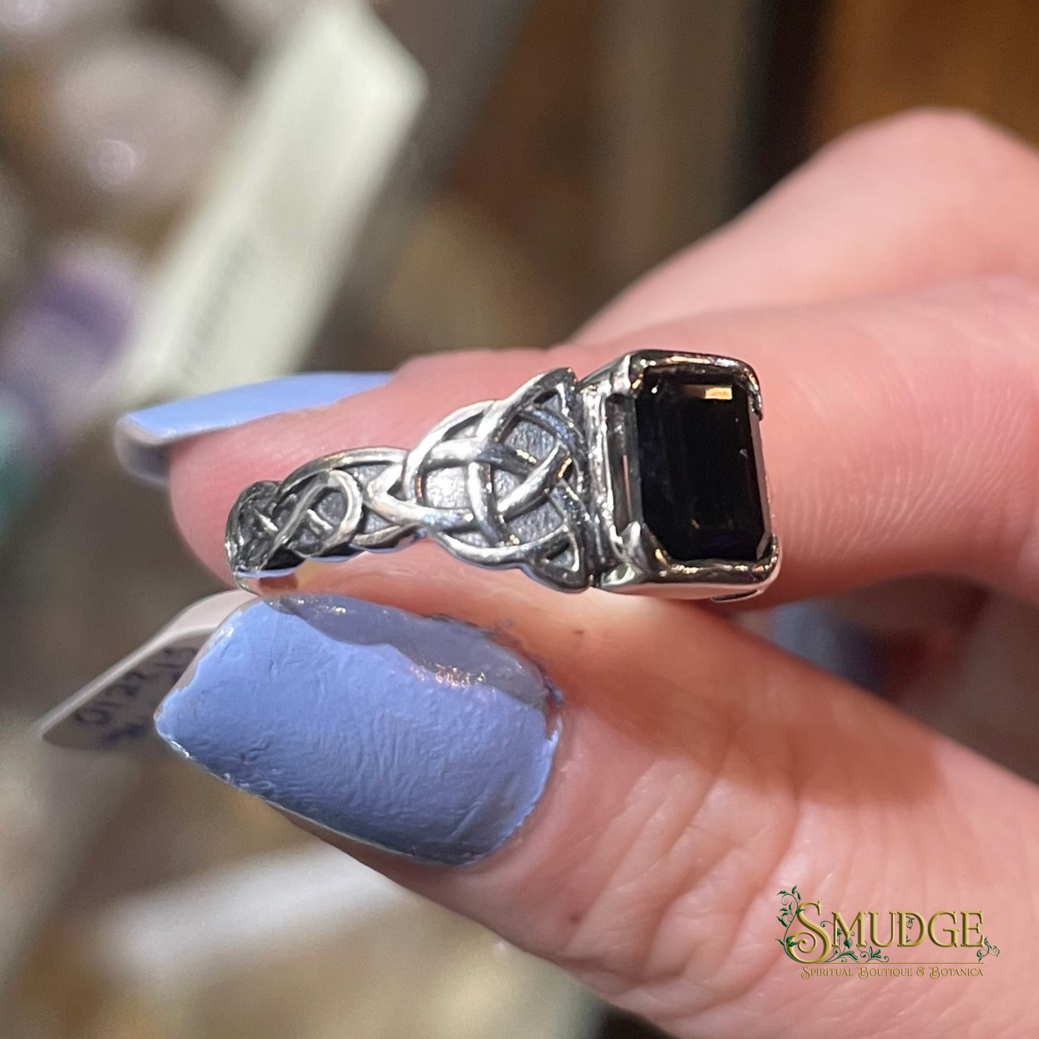 Obsidian Triquetra Ring 925 Silver (size 10)