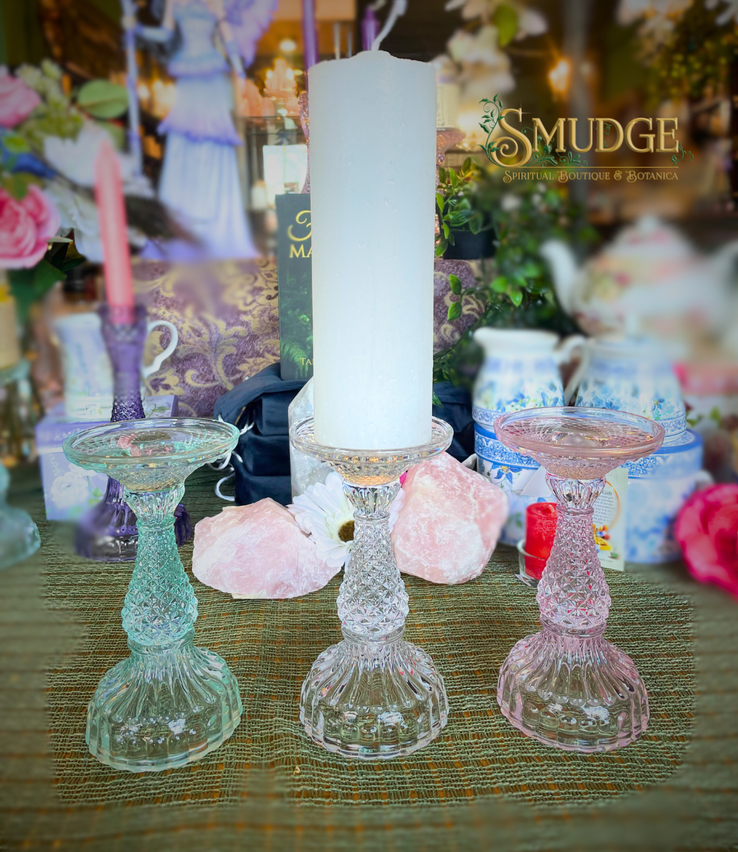 Aquamarine Pillar Holder