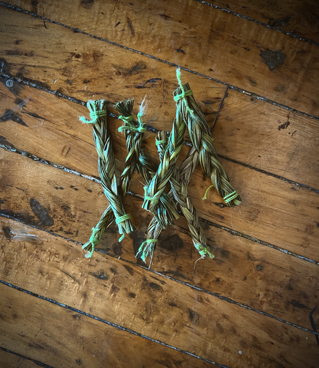 Sweetgrass Braid 6"